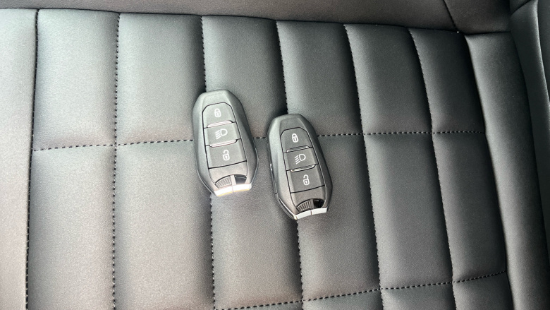 Citroen C4 1.2 [130] Max 5dr Auto Petrol Hatchback